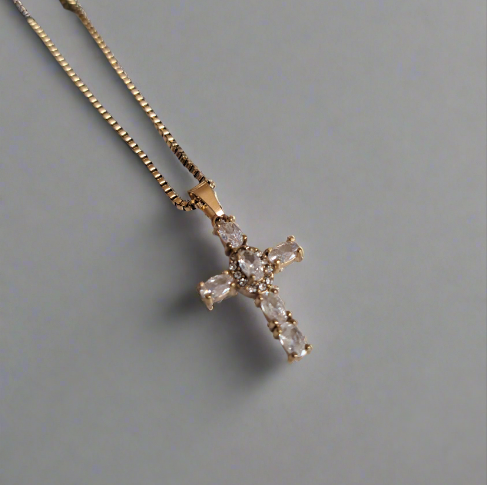Collier croix vert