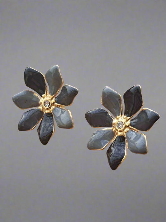 Boucle d'oreille puce fleur noir