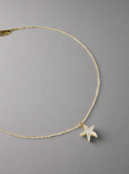 Collier étoile de mer étincelants
