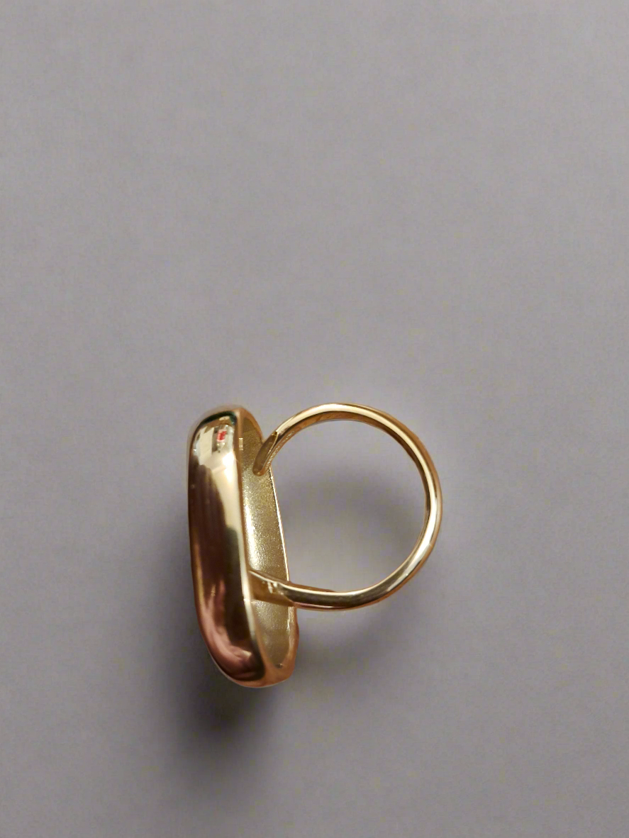 Bague dorée