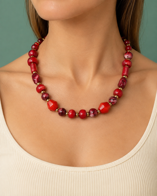Collier Grenade – Perles Acétate Rouge Bordeaux et Acier Inoxydable Doré